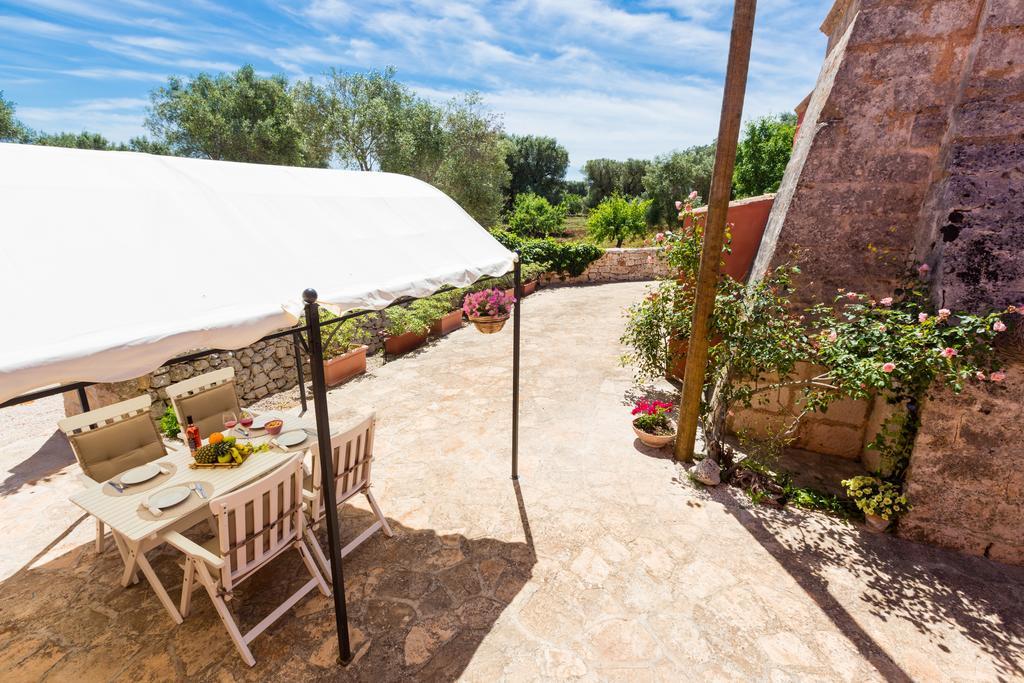 La Corte Della Masseria San Vito dei Normanni Luaran gambar