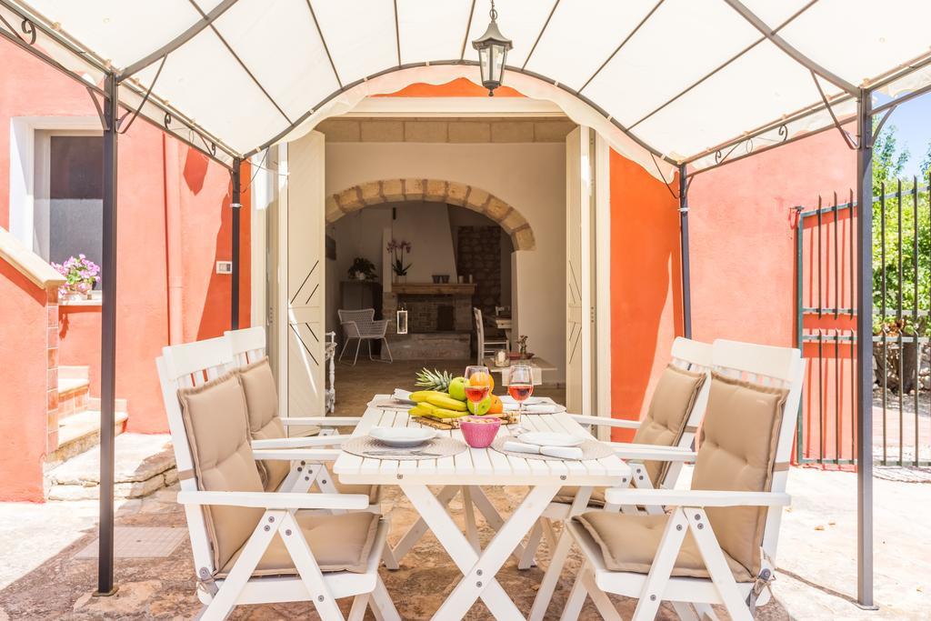 La Corte Della Masseria San Vito dei Normanni Luaran gambar